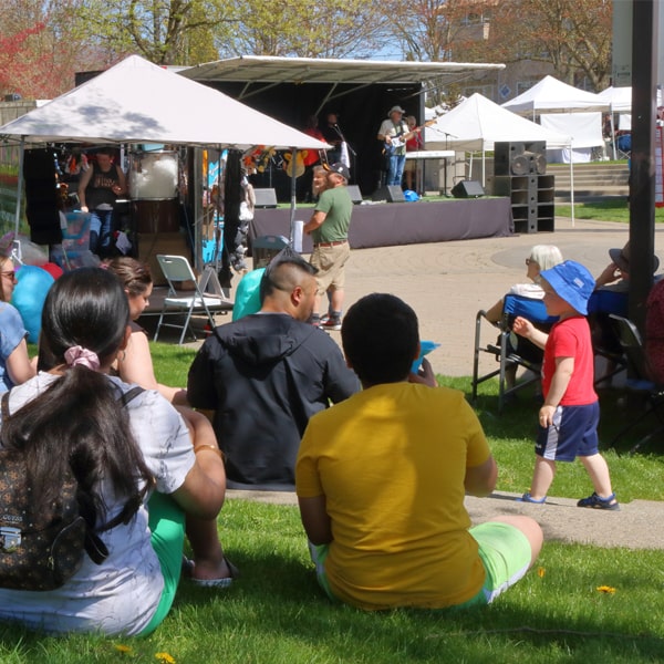 how many event portable restrooms should i rent for my event